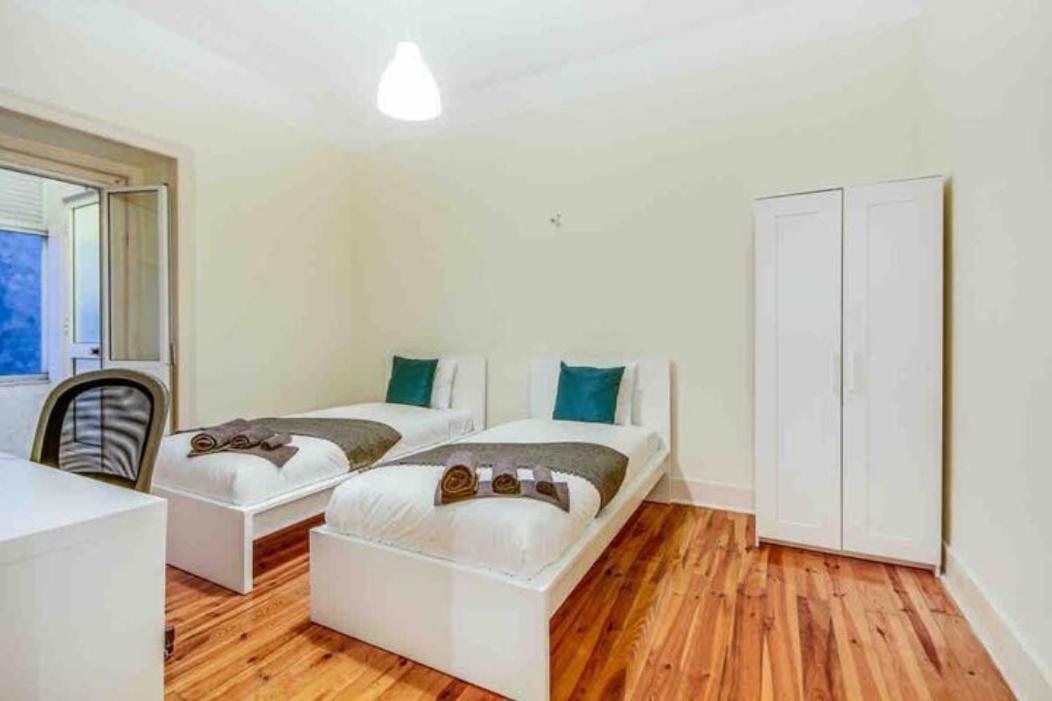 Spacious Apartment Alameda Lisbona Esterno foto